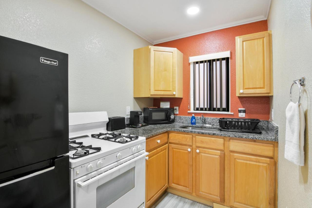 Two-Bedroom Suite Ocean View Non-Smoking