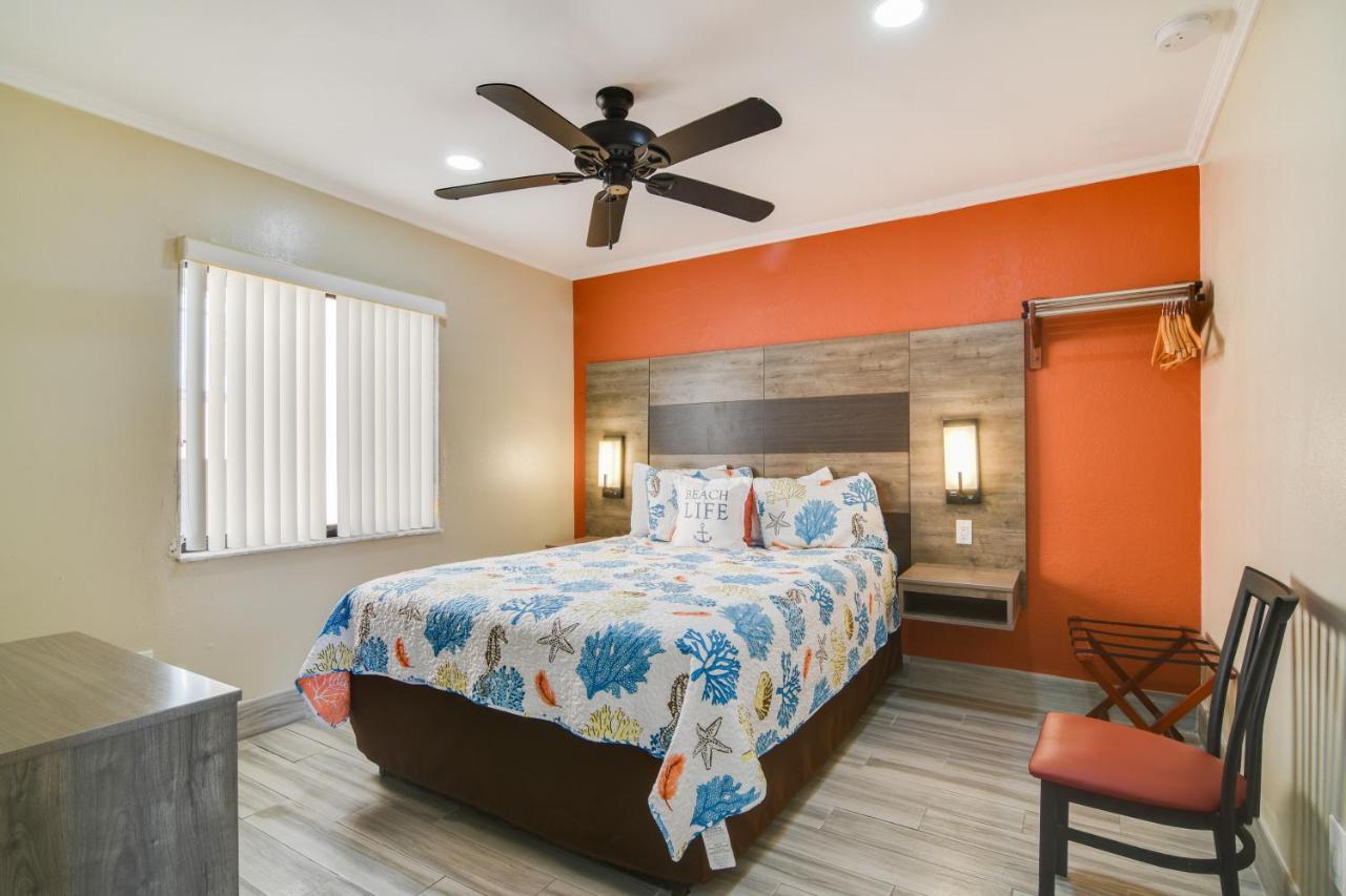 Two-Bedroom Suite Ocean View Non-Smoking