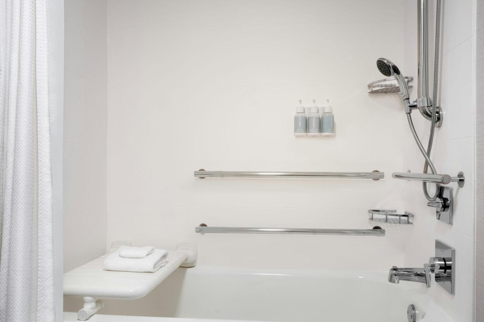 Queen Room Two Queen Beds Bathtub Mobility Access or Hearing Accessible