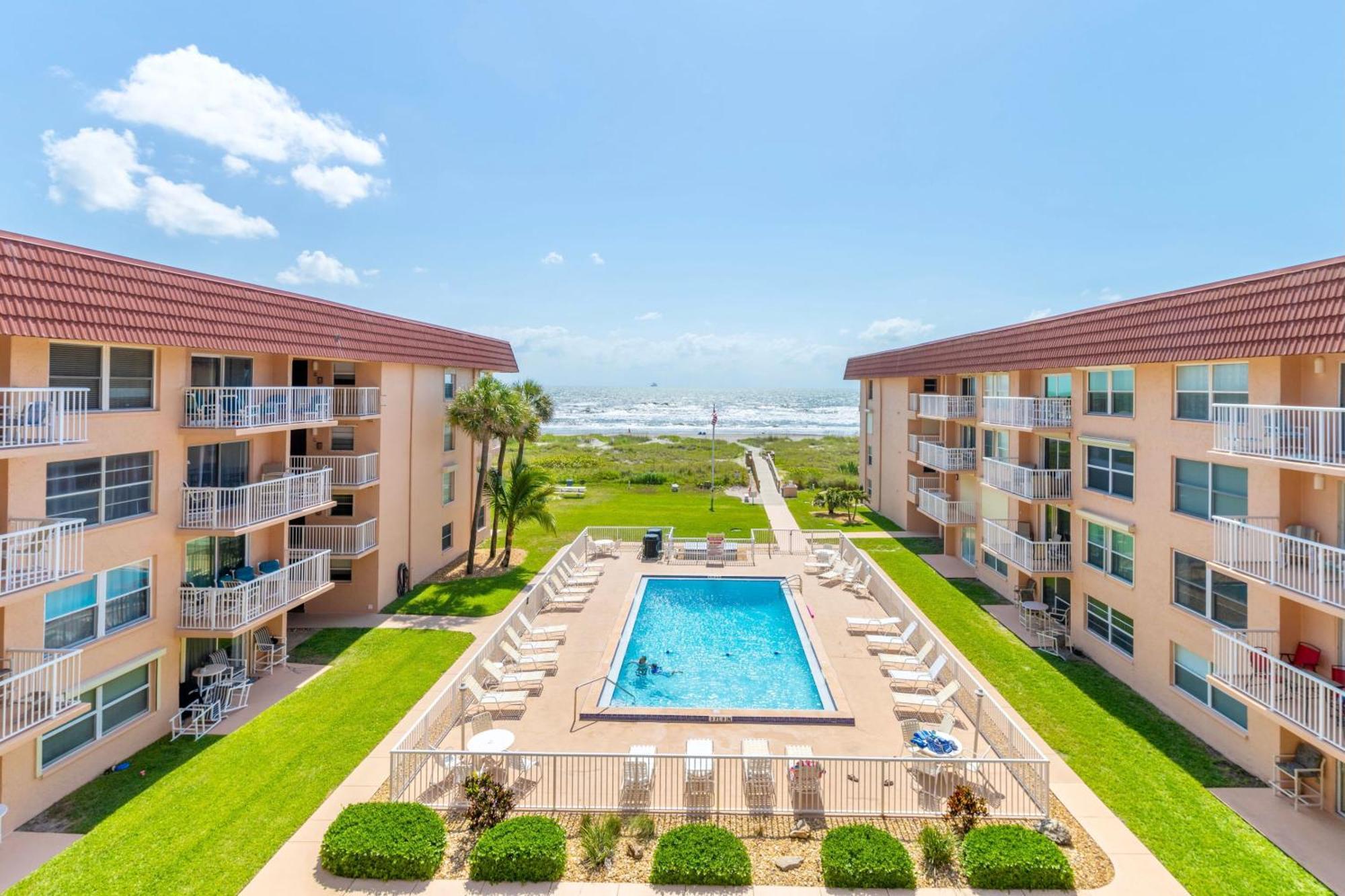 Luxury Pool & Ocean View Penthouse Unit 47,1765969803:JPEG