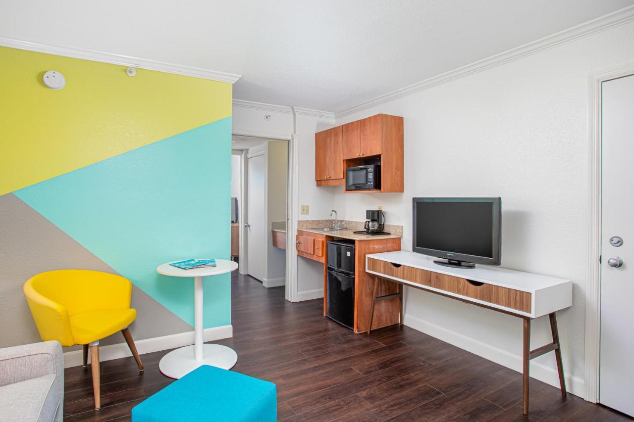 King Suite Ocean View