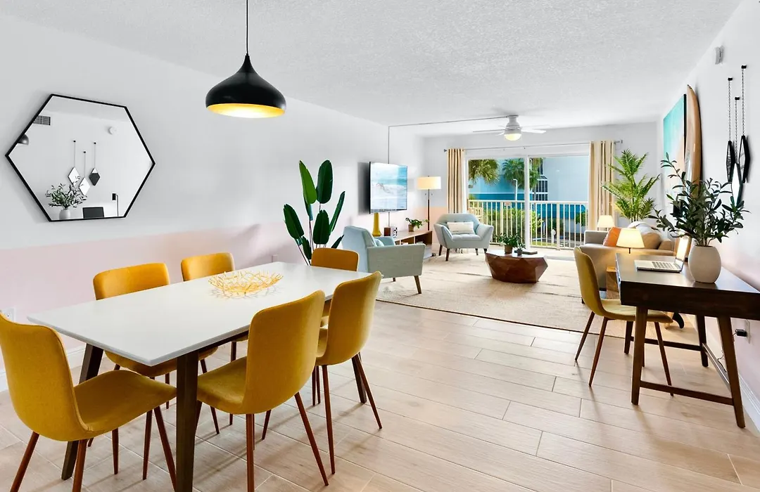 Cocoa Beach Towers - Oceanfront Resort With Heated Pool, Tennis Steps From The Pier-1